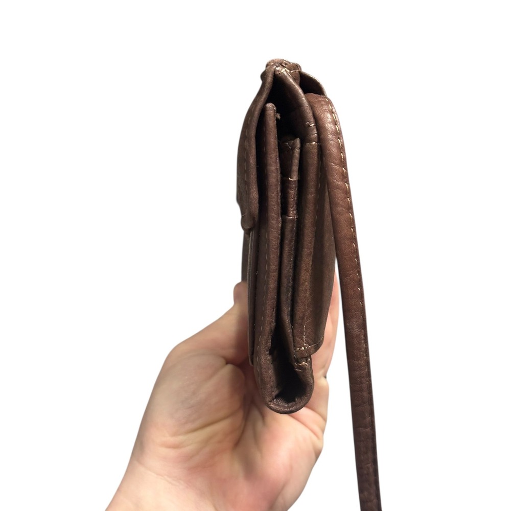Fossil Brown Pebbled‎ Leather Crossbody
Wallet Bag - Picture 12 of 16